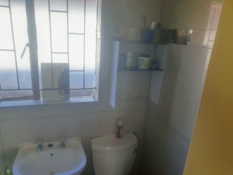  Bedroom Property for Sale in Soshanguve East Ext 4 Gauteng