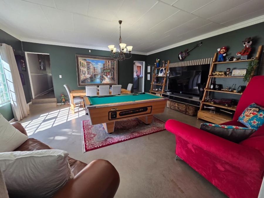 4 Bedroom Property for Sale in Montana Park Gauteng