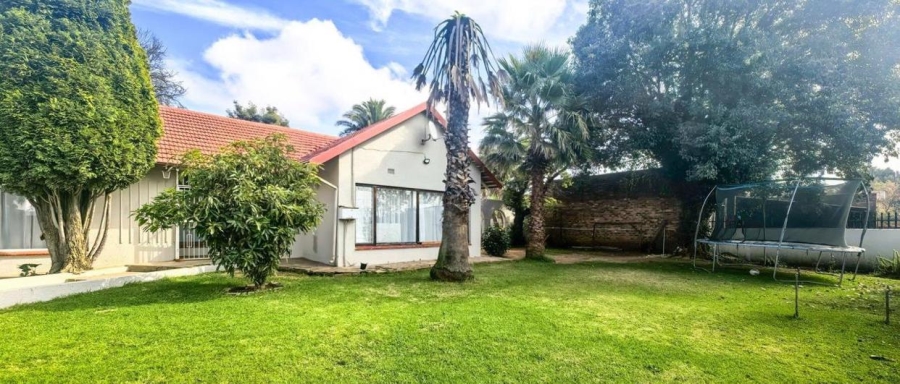 4 Bedroom Property for Sale in Birchleigh Gauteng