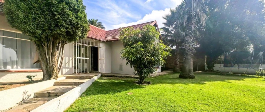 4 Bedroom Property for Sale in Birchleigh Gauteng