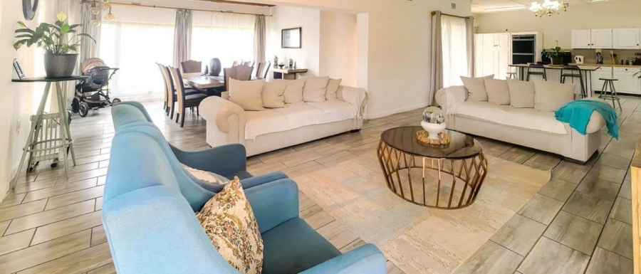 4 Bedroom Property for Sale in Birchleigh Gauteng