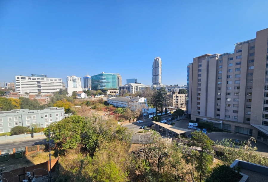 To Let 1 Bedroom Property for Rent in Sandown Gauteng