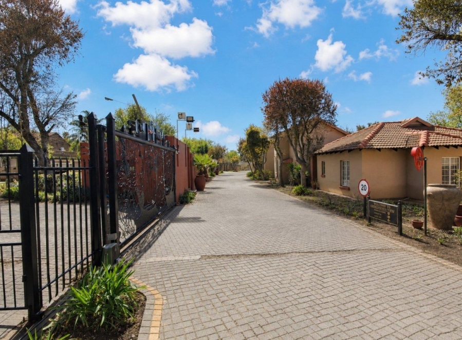 3 Bedroom Property for Sale in Illiondale Gauteng