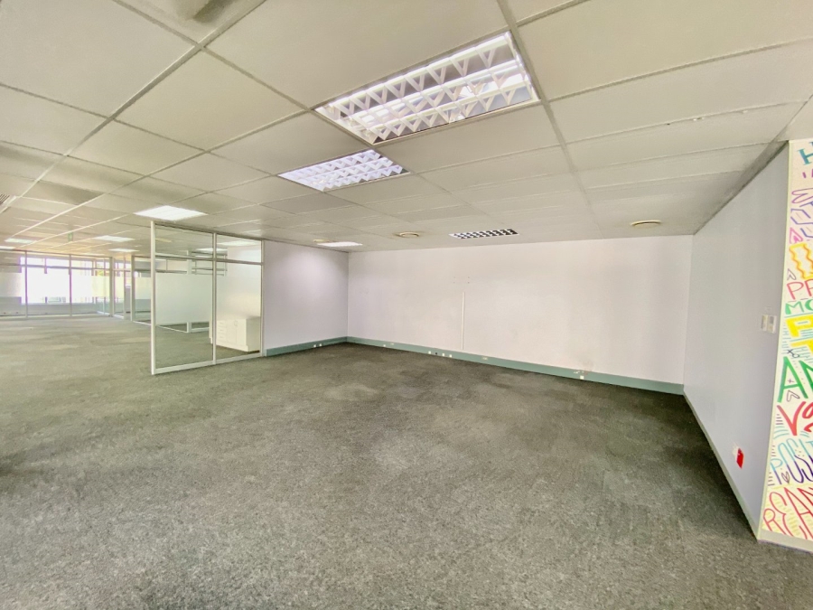 To Let Commercial Property for Rent in Die Hoewes Gauteng