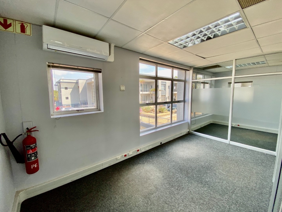 To Let Commercial Property for Rent in Die Hoewes Gauteng