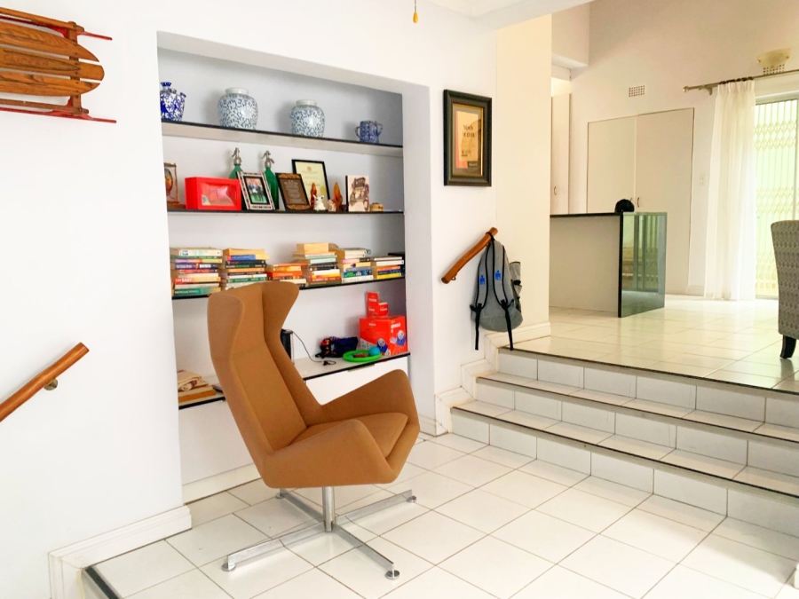 To Let  Bedroom Property for Rent in Bryanston Gauteng