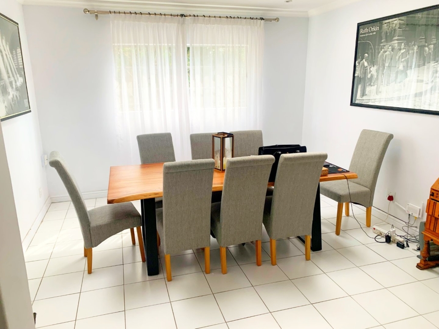 To Let  Bedroom Property for Rent in Bryanston Gauteng