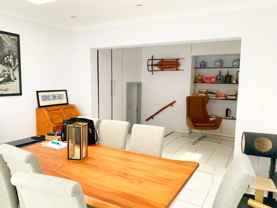 To Let  Bedroom Property for Rent in Bryanston Gauteng