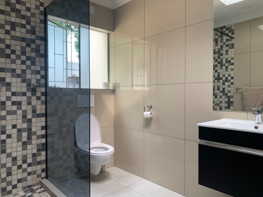 To Let  Bedroom Property for Rent in Bryanston Gauteng