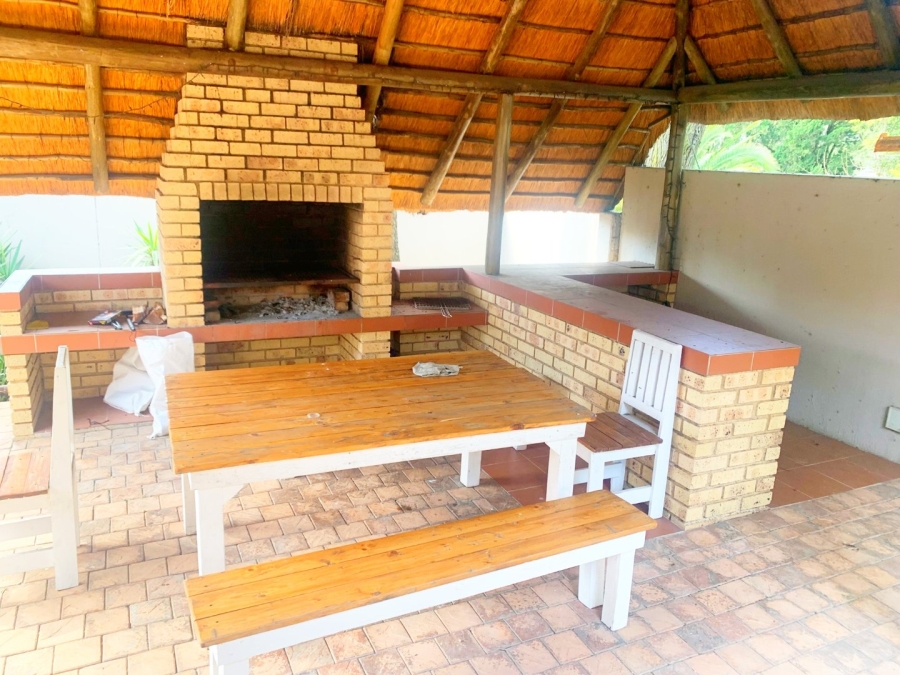 To Let  Bedroom Property for Rent in Bryanston Gauteng
