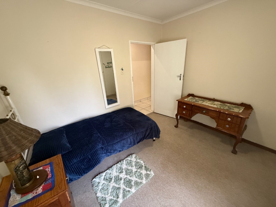 5 Bedroom Property for Sale in Rooihuiskraal North Gauteng