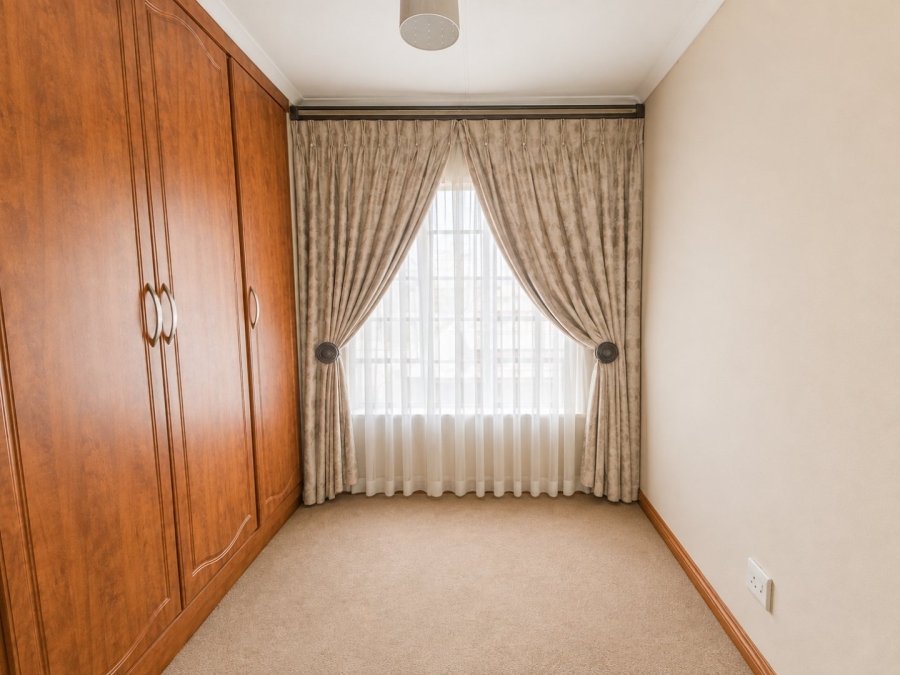 4 Bedroom Property for Sale in Eden Glen Gauteng