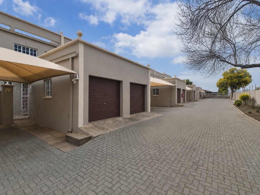 4 Bedroom Property for Sale in Eden Glen Gauteng