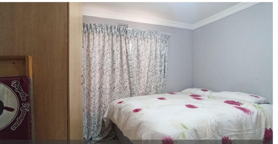 3 Bedroom Property for Sale in Clayville Gauteng