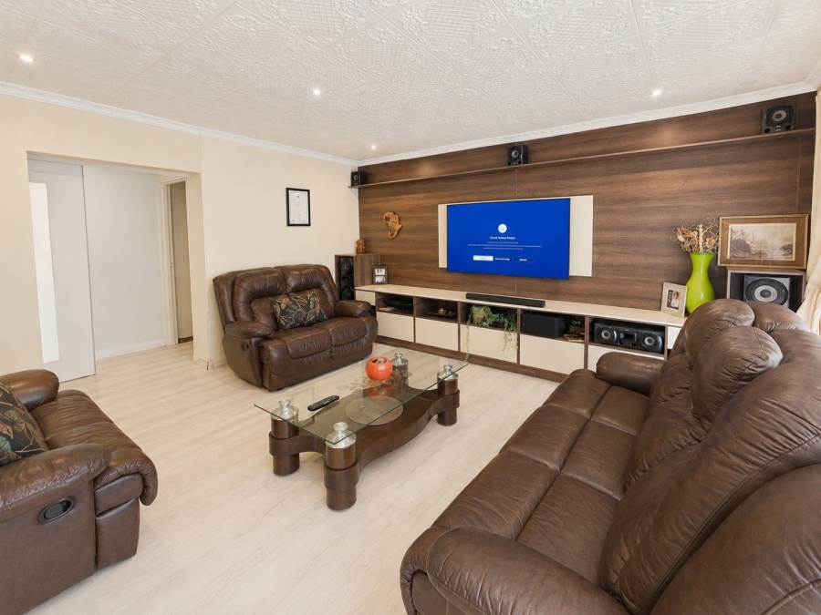 3 Bedroom Property for Sale in Klopperpark Gauteng