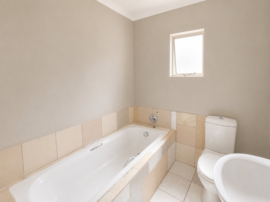 3 Bedroom Property for Sale in Klopperpark Gauteng
