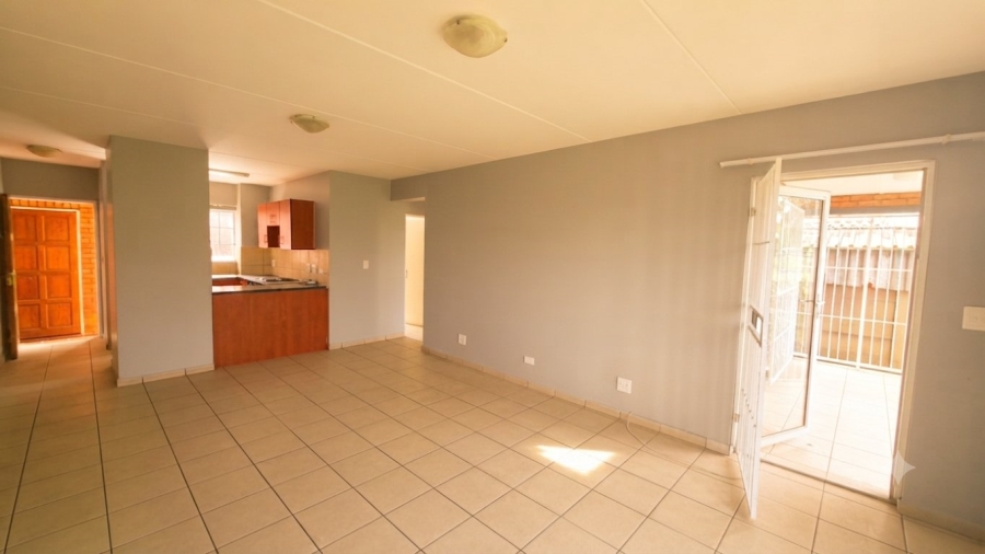 2 Bedroom Property for Sale in Rosettenville Gauteng