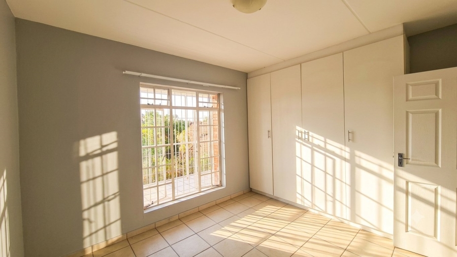 2 Bedroom Property for Sale in Rosettenville Gauteng