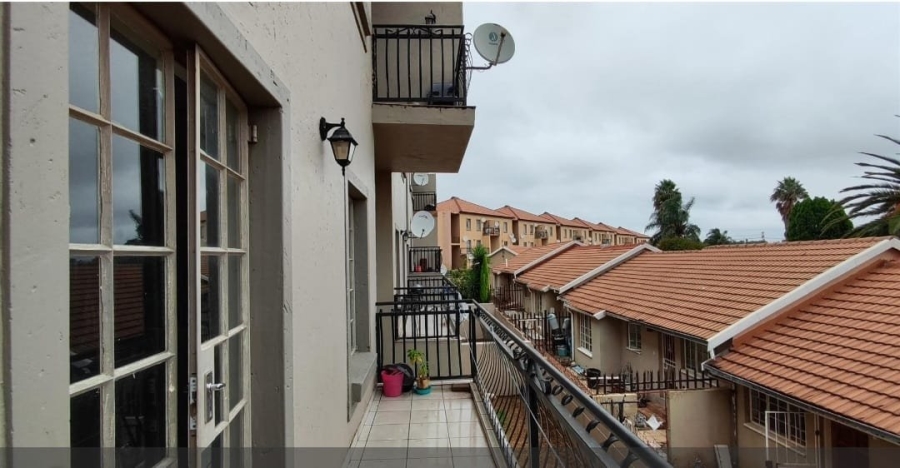 2 Bedroom Property for Sale in Norkem Park Gauteng