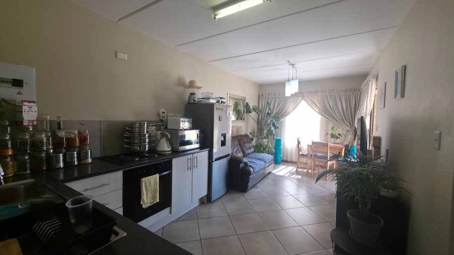 2 Bedroom Property for Sale in Albertsdal Gauteng