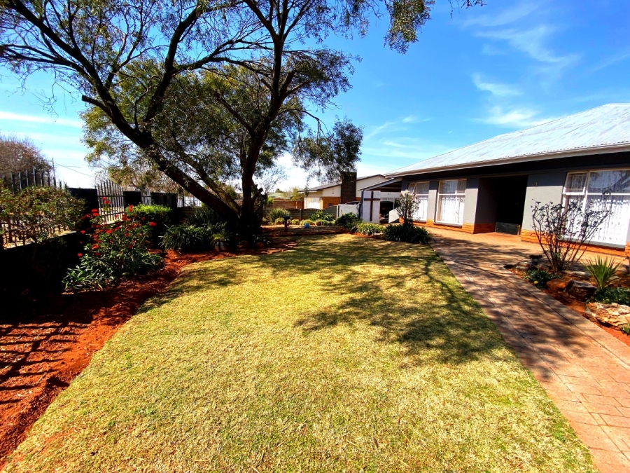 3 Bedroom Property for Sale in Casseldale Gauteng