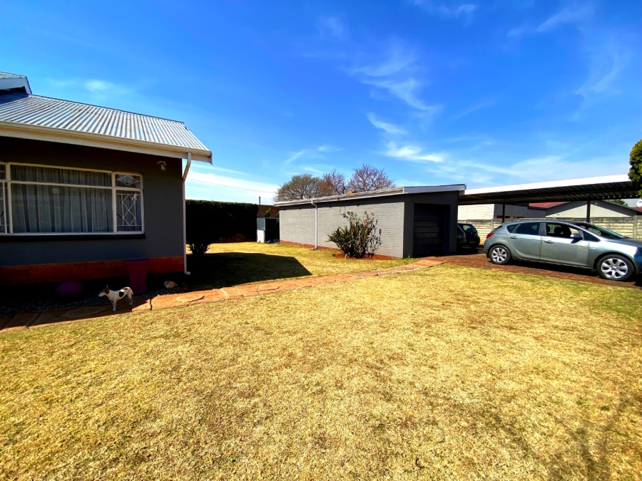 3 Bedroom Property for Sale in Casseldale Gauteng