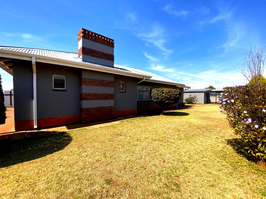 3 Bedroom Property for Sale in Casseldale Gauteng