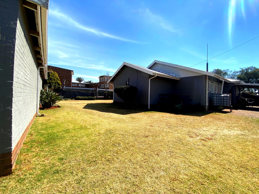 3 Bedroom Property for Sale in Casseldale Gauteng
