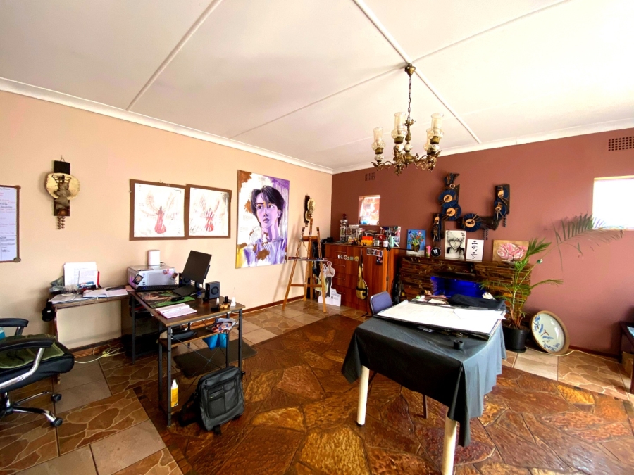 3 Bedroom Property for Sale in Casseldale Gauteng