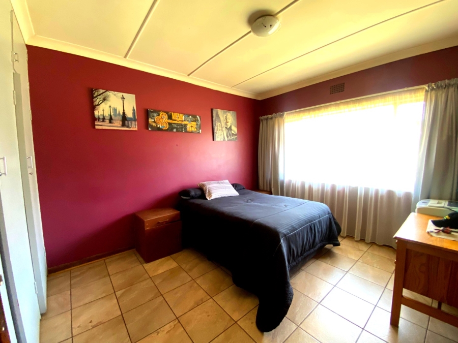 3 Bedroom Property for Sale in Casseldale Gauteng