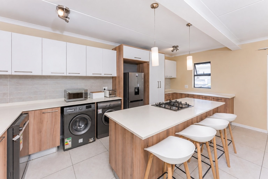 3 Bedroom Property for Sale in Modderfontein Gauteng