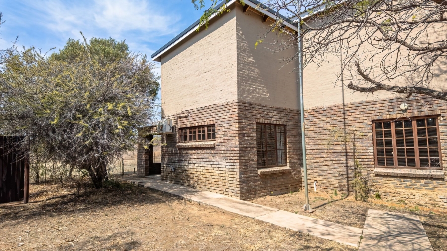 Commercial Property for Sale in Dinokeng Game Reserve Gauteng