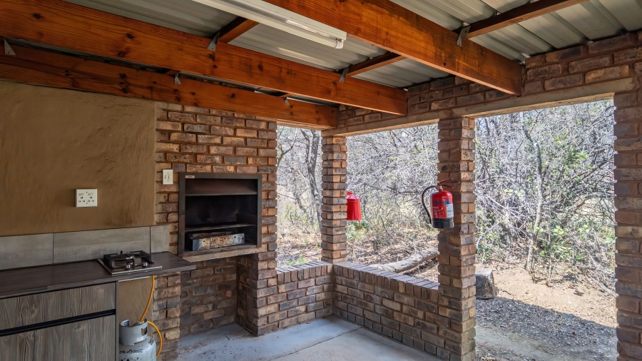 Commercial Property for Sale in Dinokeng Game Reserve Gauteng