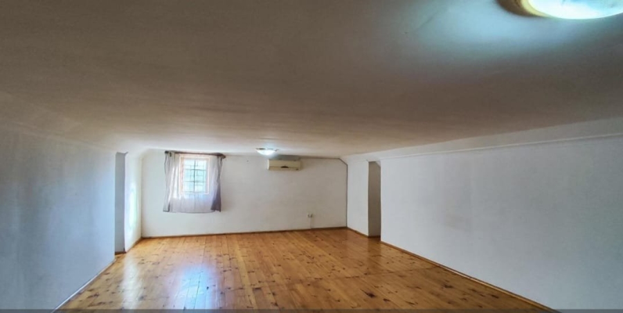 4 Bedroom Property for Sale in Van Riebeeck Park Gauteng