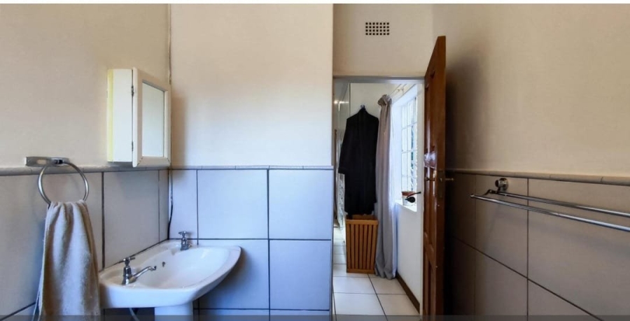4 Bedroom Property for Sale in Van Riebeeck Park Gauteng