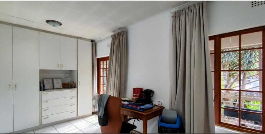 4 Bedroom Property for Sale in Van Riebeeck Park Gauteng