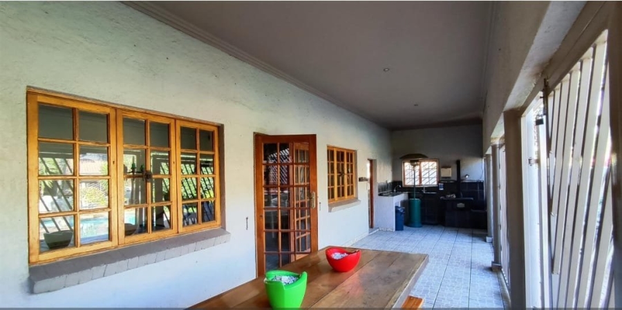 4 Bedroom Property for Sale in Van Riebeeck Park Gauteng