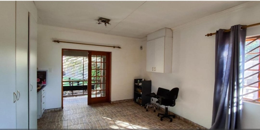 4 Bedroom Property for Sale in Van Riebeeck Park Gauteng