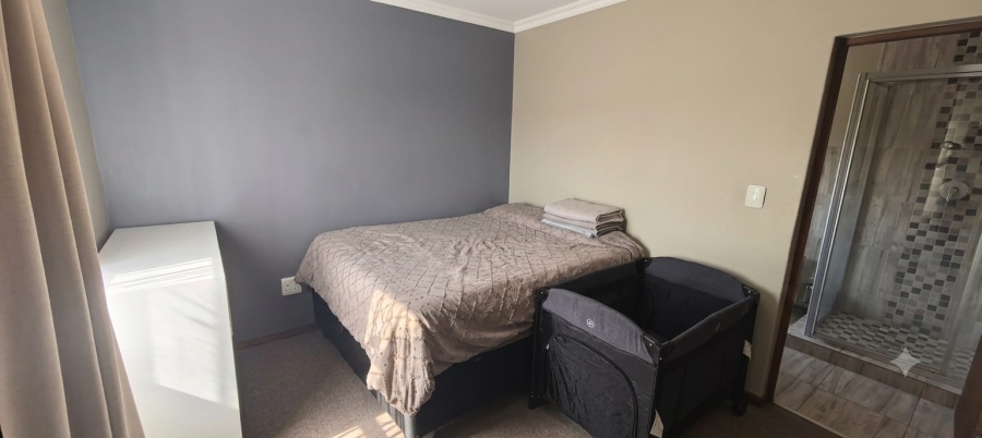 To Let 2 Bedroom Property for Rent in Noordwyk Gauteng