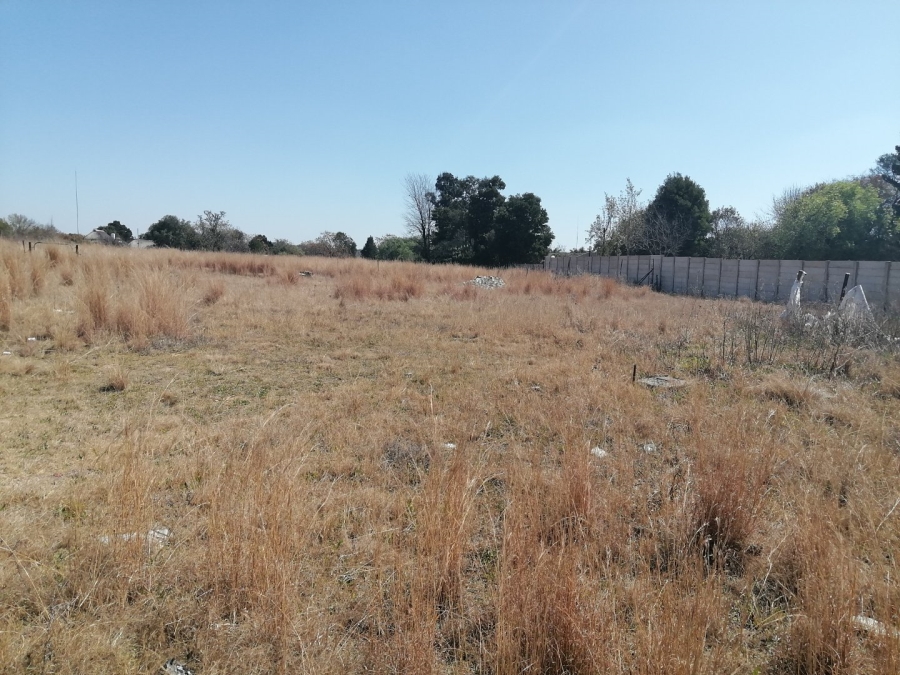 To Let Commercial Property for Rent in Glen Austin Gauteng