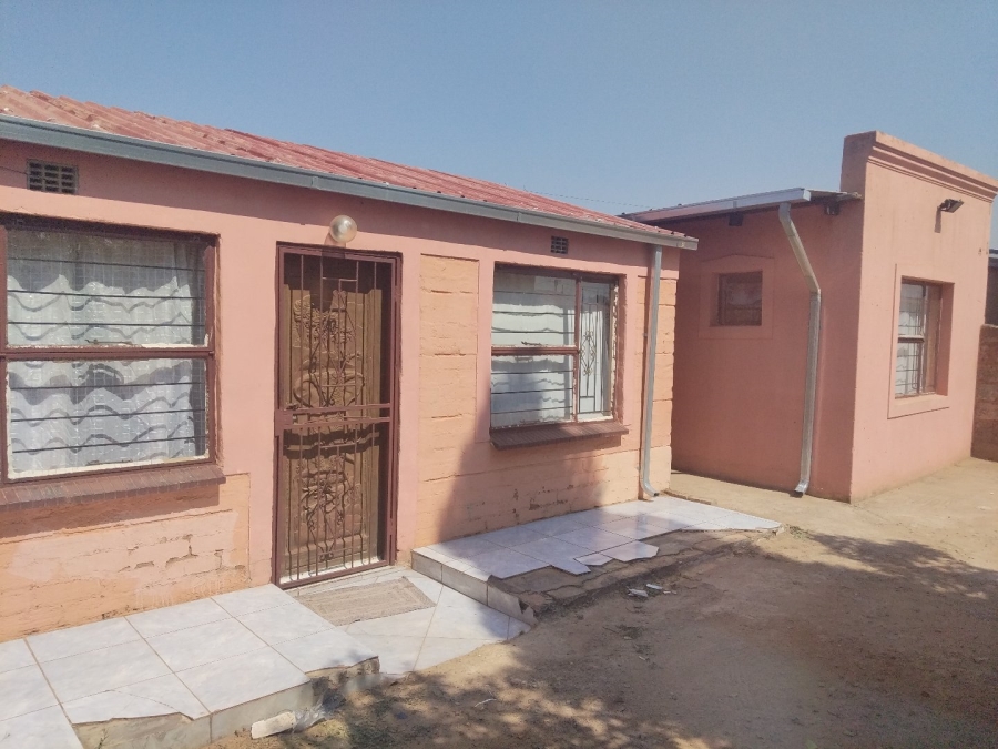 2 Bedroom Property for Sale in Palm Ridge Gauteng