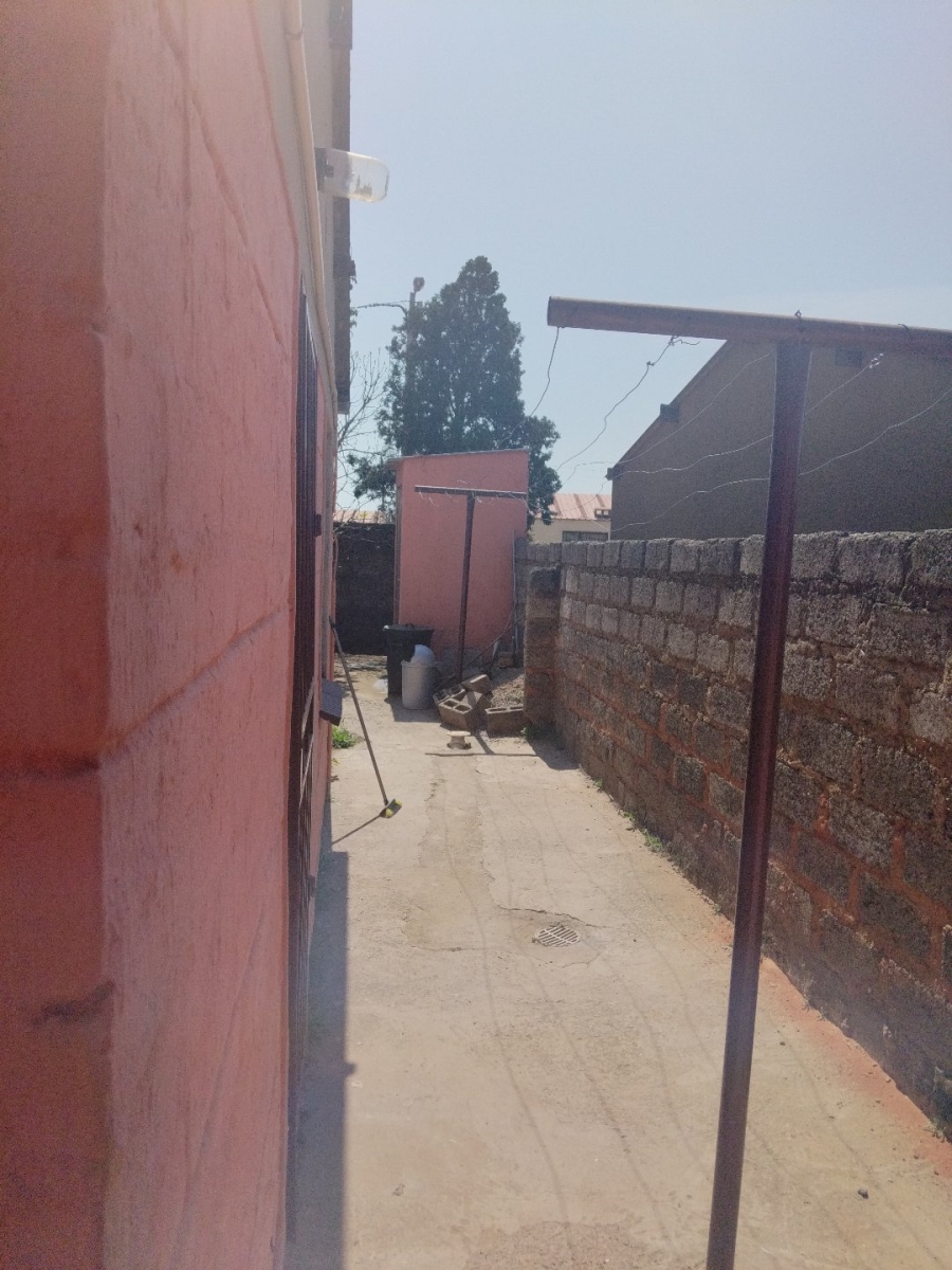 2 Bedroom Property for Sale in Palm Ridge Gauteng