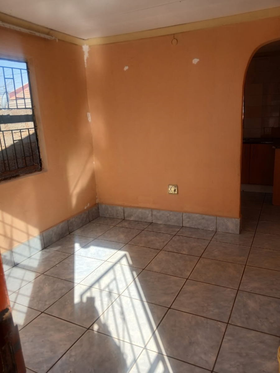 2 Bedroom Property for Sale in Palm Ridge Gauteng