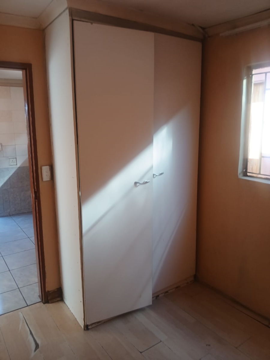 2 Bedroom Property for Sale in Palm Ridge Gauteng