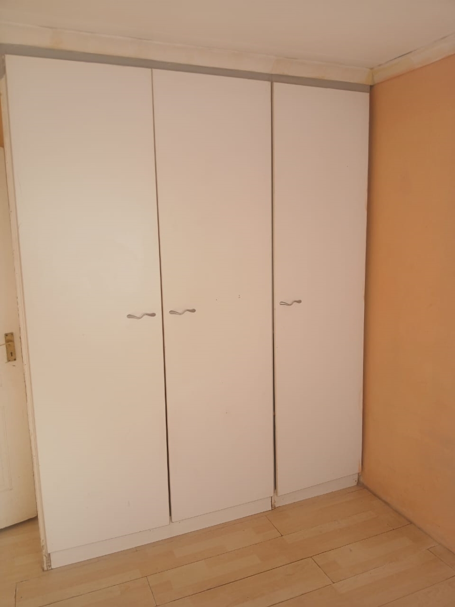 2 Bedroom Property for Sale in Palm Ridge Gauteng