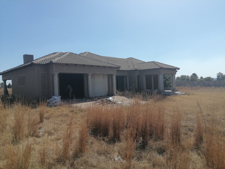 To Let Commercial Property for Rent in Glen Austin Gauteng