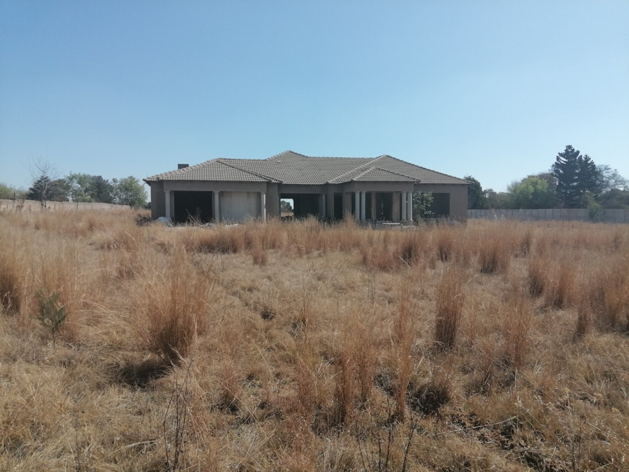 To Let Commercial Property for Rent in Glen Austin Gauteng