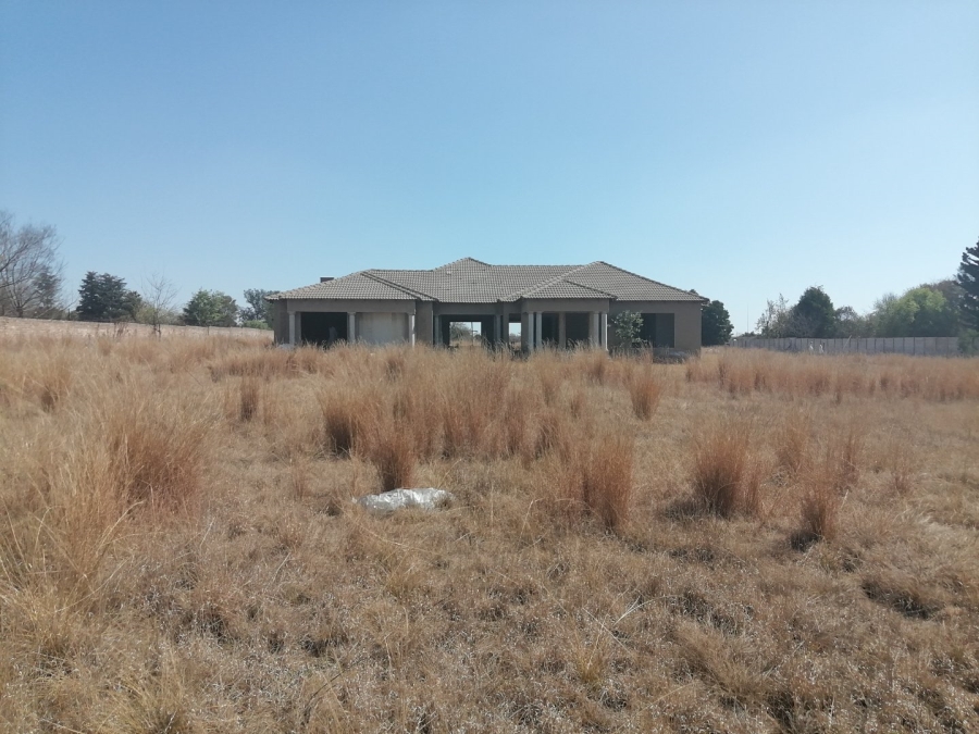 To Let Commercial Property for Rent in Glen Austin Gauteng