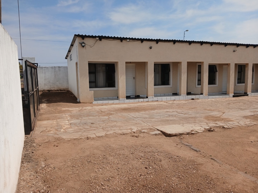 Commercial Property for Sale in Ga-Rankuwa Unit 2 Gauteng