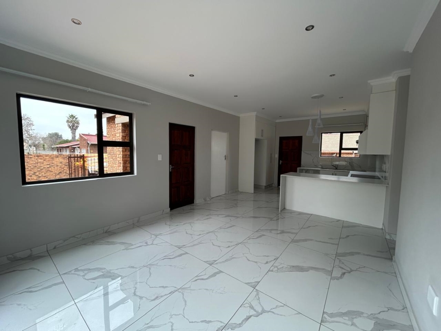 3 Bedroom Property for Sale in Dersley Gauteng